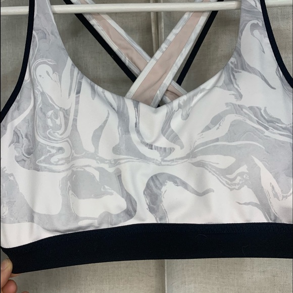 ATHLETA Pink Marble Print Transcendence Bra - Picture 5 of 9